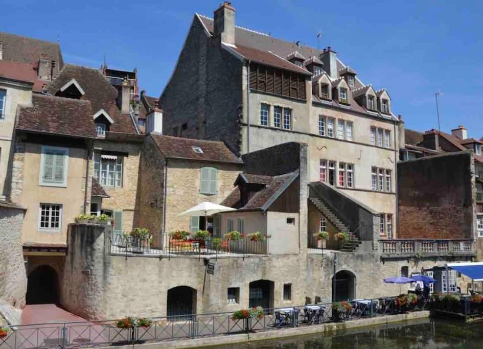 Bienvenue A L'Appart' De Louis ! Dole Buitenkant foto